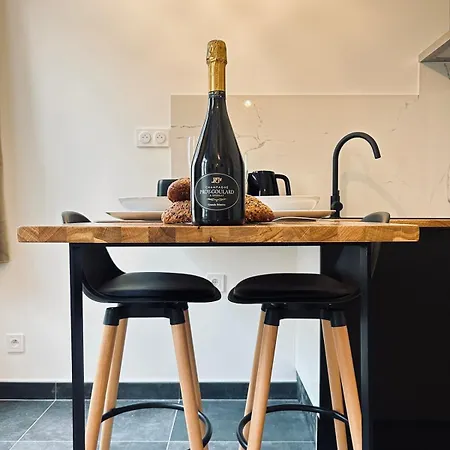 2 Clairmarais T2 En Duplex Proche Gare Centre Reims